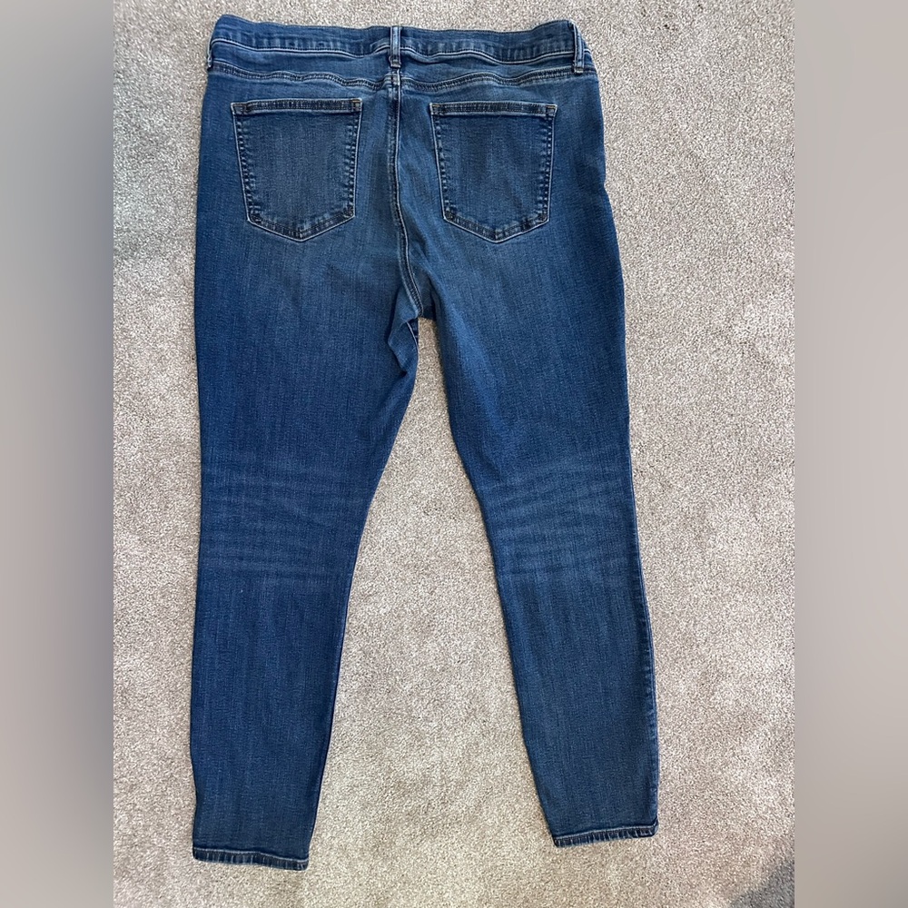 Gap Women's Jeans size 33 Regular (16), style is True Skinny. - Picture 5 of 5